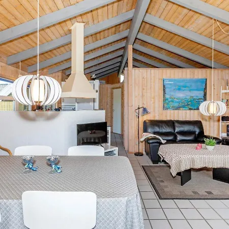 Holiday home Three-bedroom In Fjerritslev 21 *